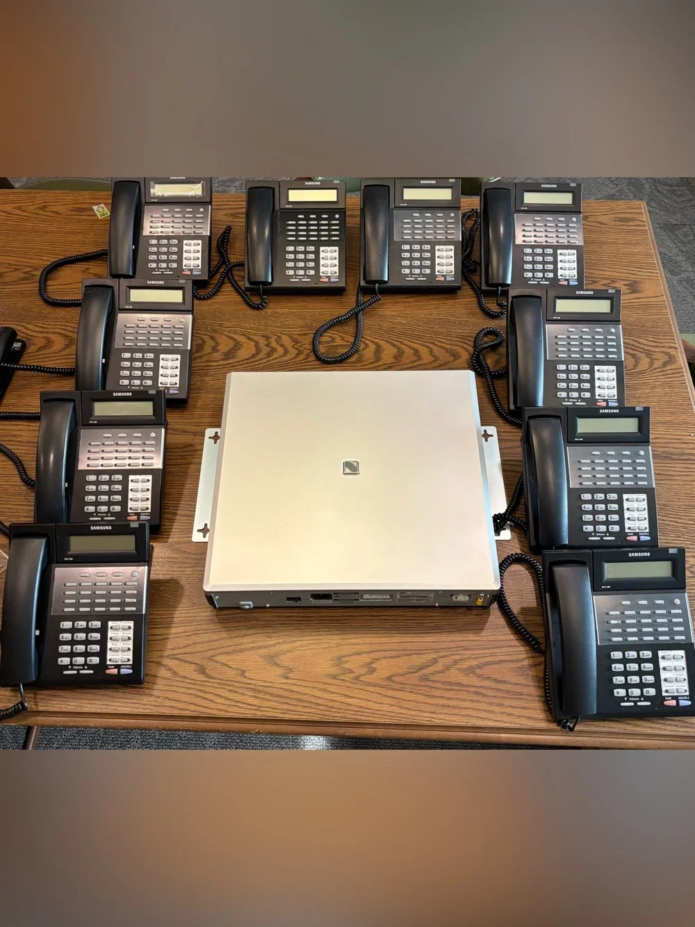 Samsung OfficeServ 7100 phone system. System includes 10 Handsets